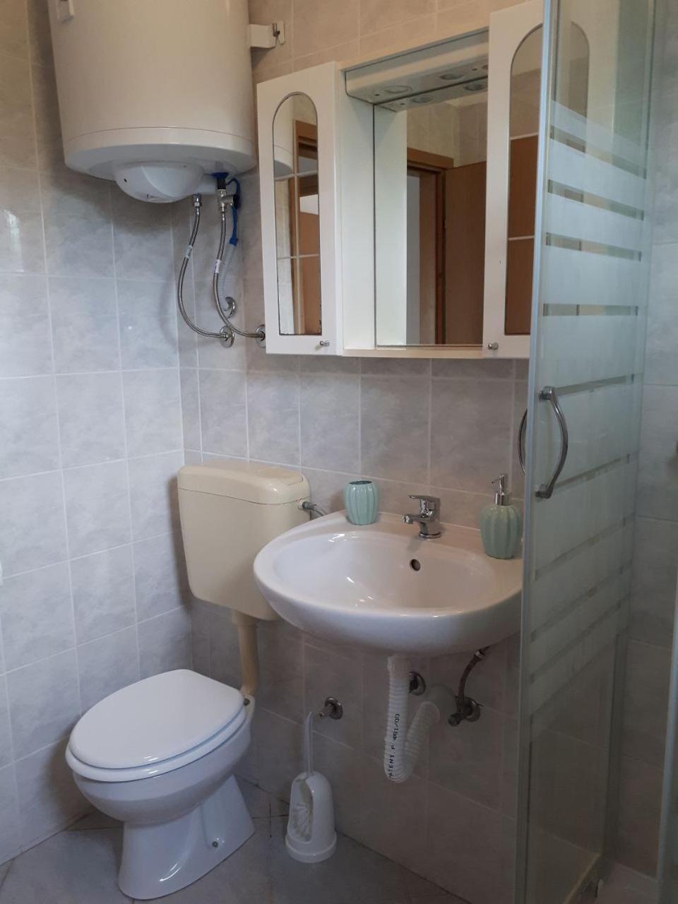Apartments Branko ปอฟเลียนา ภายนอก รูปภาพ